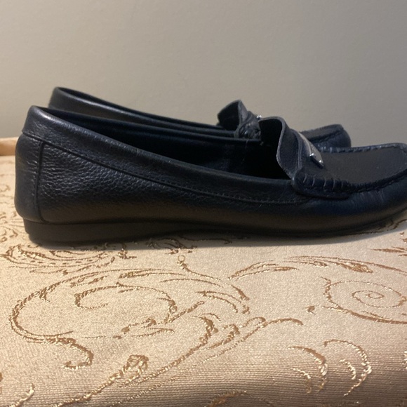 Coach black leather loafer - Picture 7 of 7